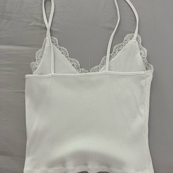 Garage v neck tank top with lace detail in white - Picture 2 of 2